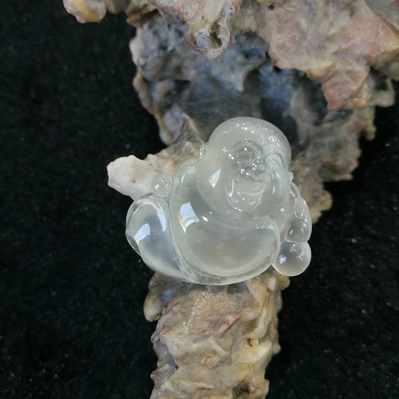 翡翠冰种淡晴绿 弥勒卧佛 挂件