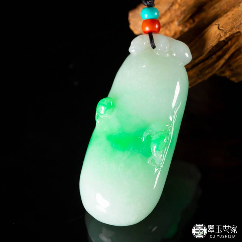 缅甸翡翠A货冰糯种福瓜挂件 54.3克