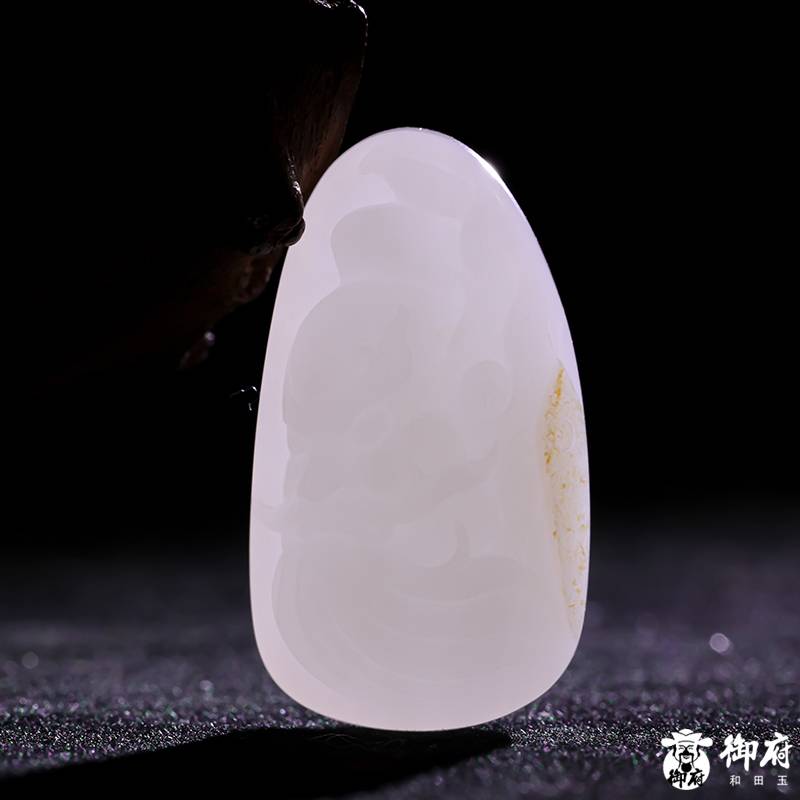 新疆和田玉洒金皮白玉籽料挂件 关公 13克 图片9