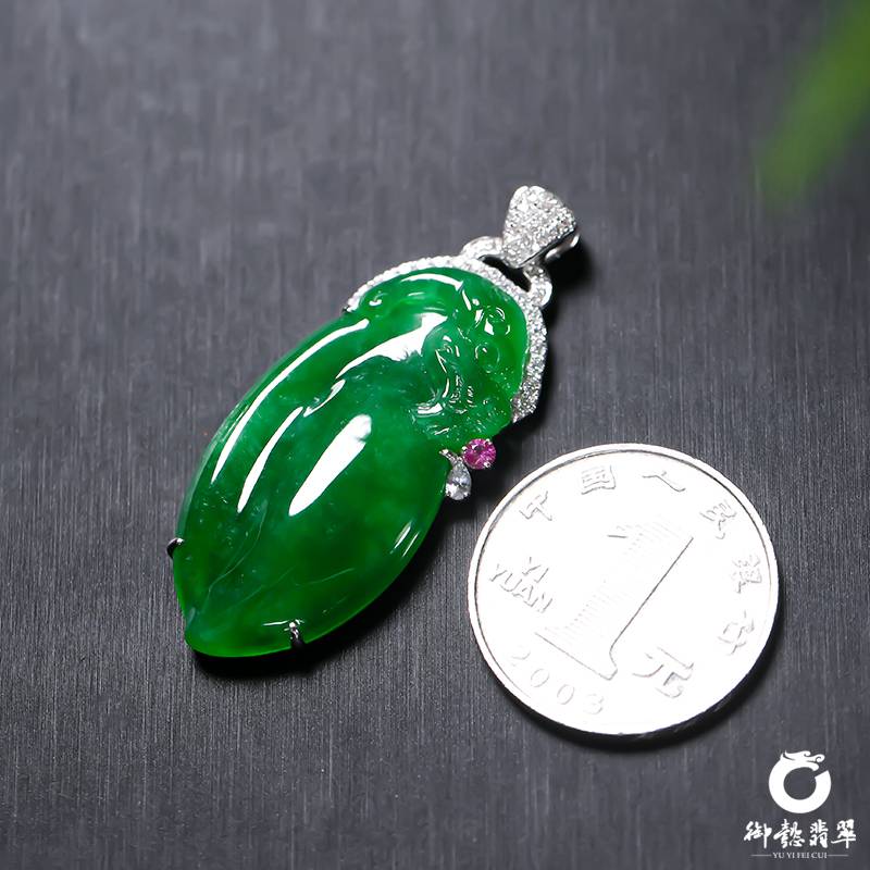 缅甸翡翠A货 18k金钻镶 吊坠 10.1克 图片6