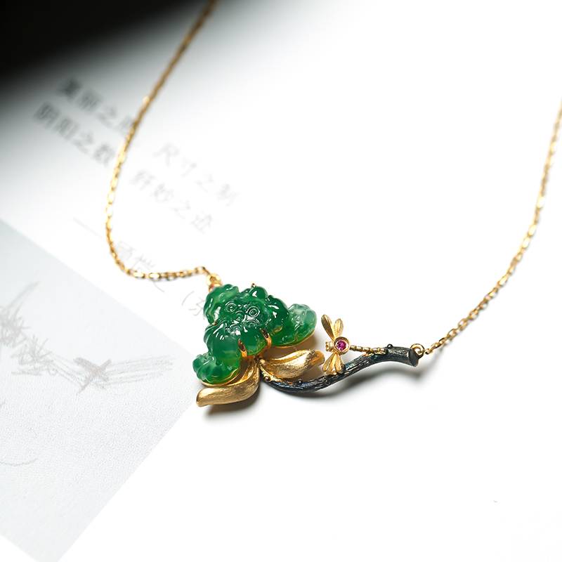 缅甸翡翠18k金镶钻冰种满绿挂件 一品清莲 图片3