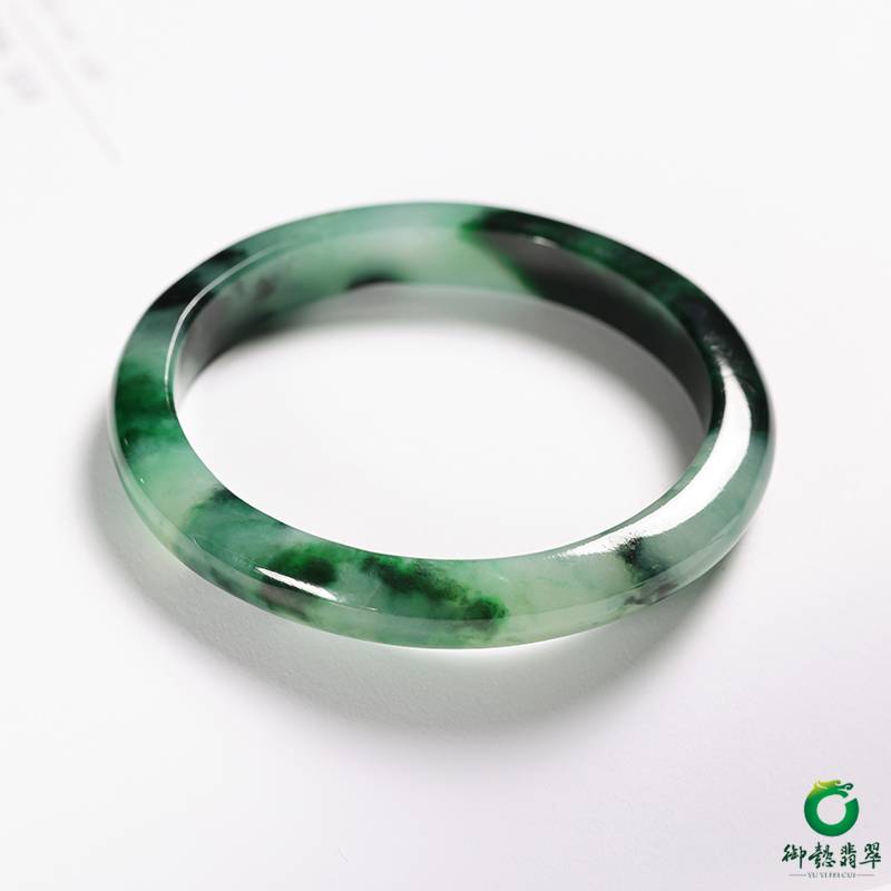缅甸天然A货翡翠糯冰种飘绿手镯 55.5mm 34.3克 图片2