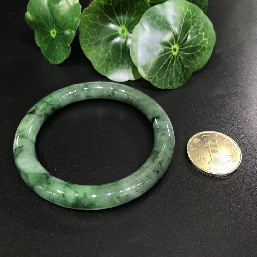 翡翠糯种飘绿 45.1克 手镯55mm 图片5