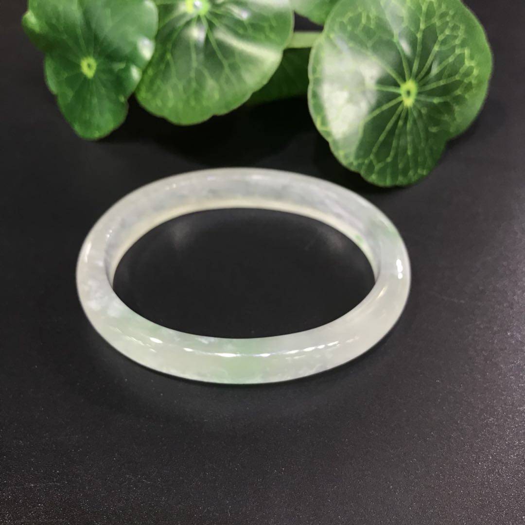 翡翠冰种飘阳绿 25.9克 手镯54mm 图片4