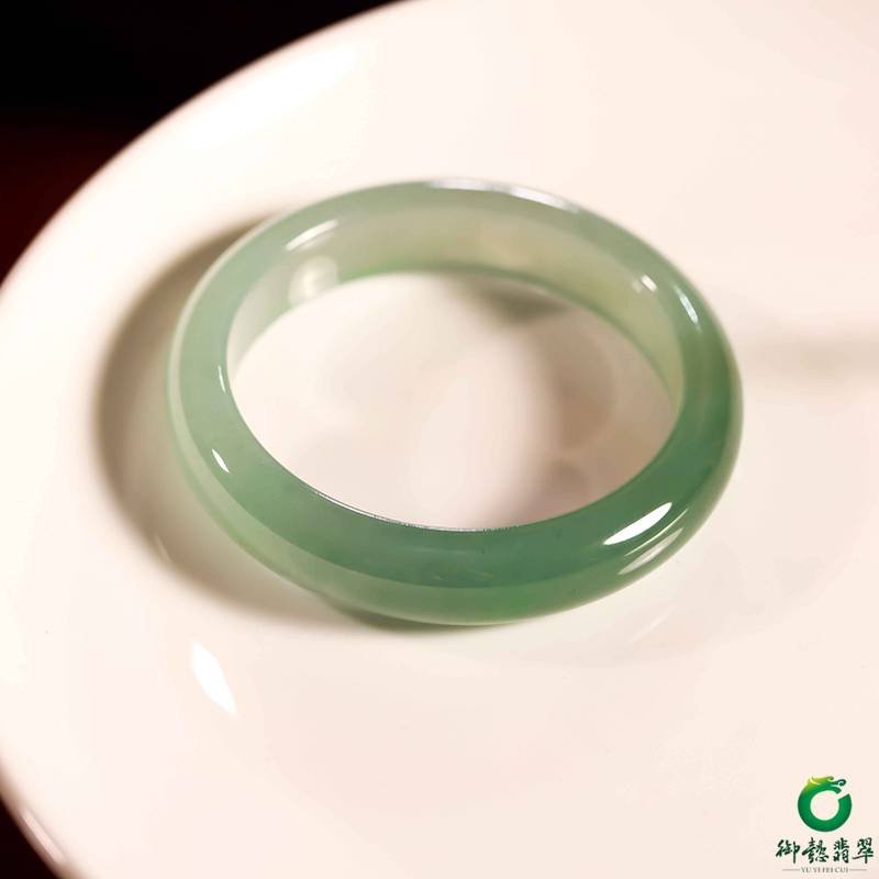 缅甸天然A货翡翠老坑冰种蓝手镯 56mm 52.7克 图片5