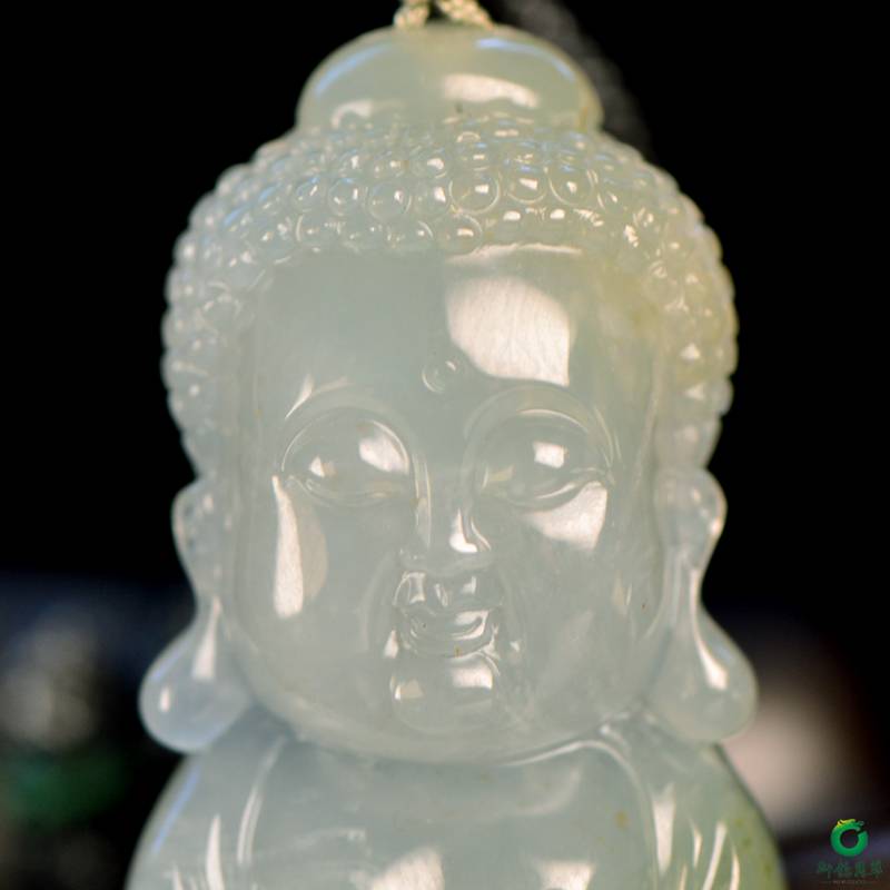 缅甸翡翠A货糯冰种飘绿挂件 宝宝佛 16.6克 图片4