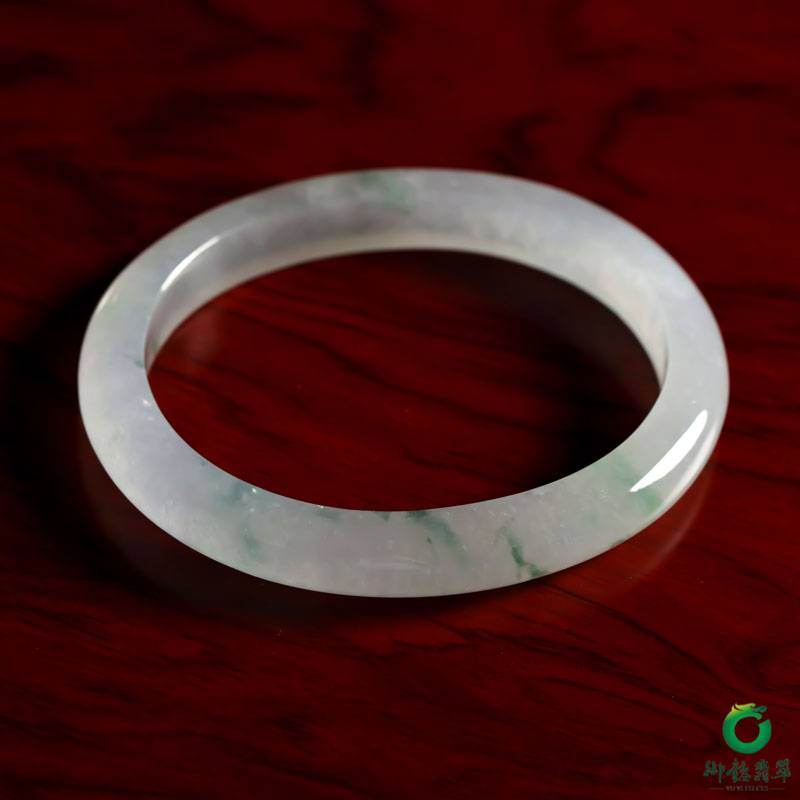 缅甸翡翠A货冰种飘绿手镯 内径55mm 35.4克 图片7